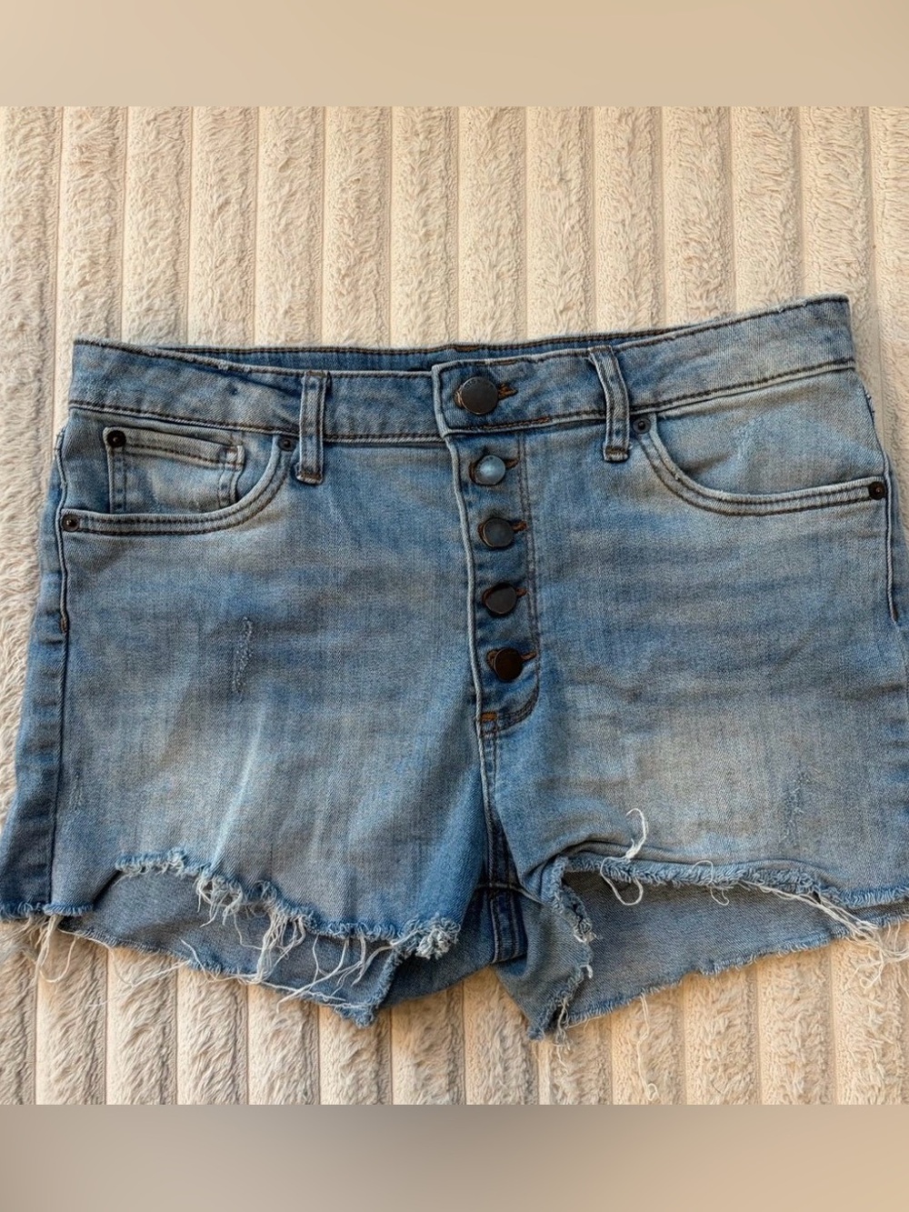 STS Blue Women’s Kate High Rise Jean Shorts Size 31